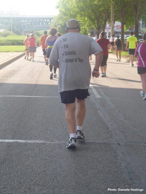 How to shame everyone behind you during a marathon.