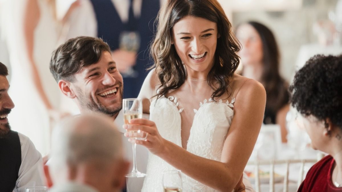 Bride and groom announce that they already eloped at the wedding