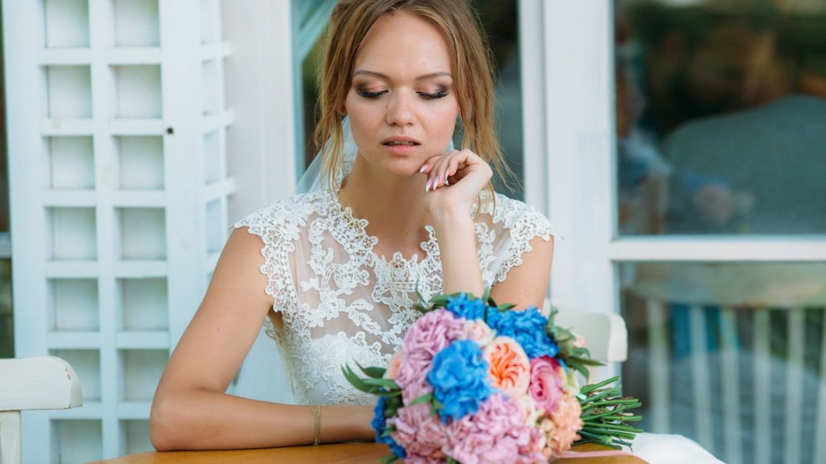 Bride hires aunt to plan wedding, 'It was a HUGE MISTAKE. She RUINED(01)