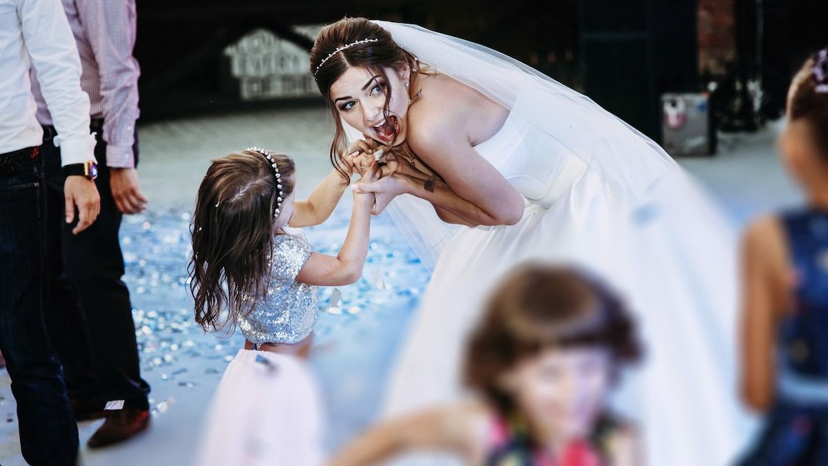 Cousin turns wedding into resort vacation for her kids, then gives bride $15 gift.