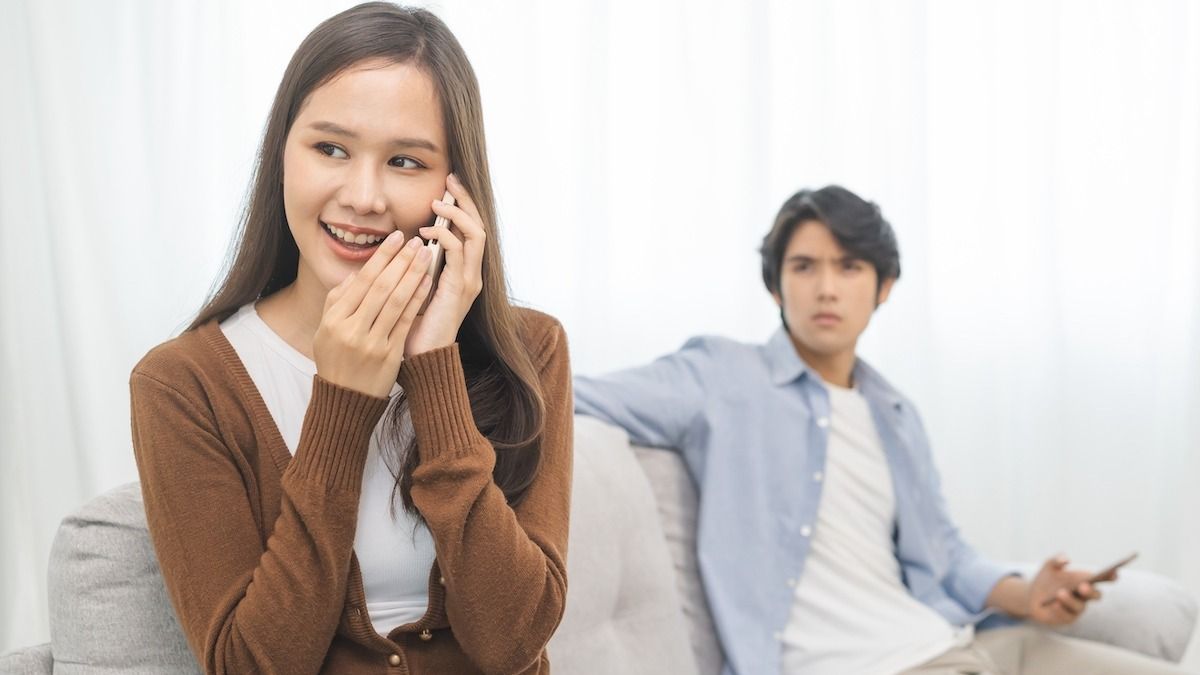 Man accuses GF of 'creepy' relationship with another family, blames his ADHD. UPDATED