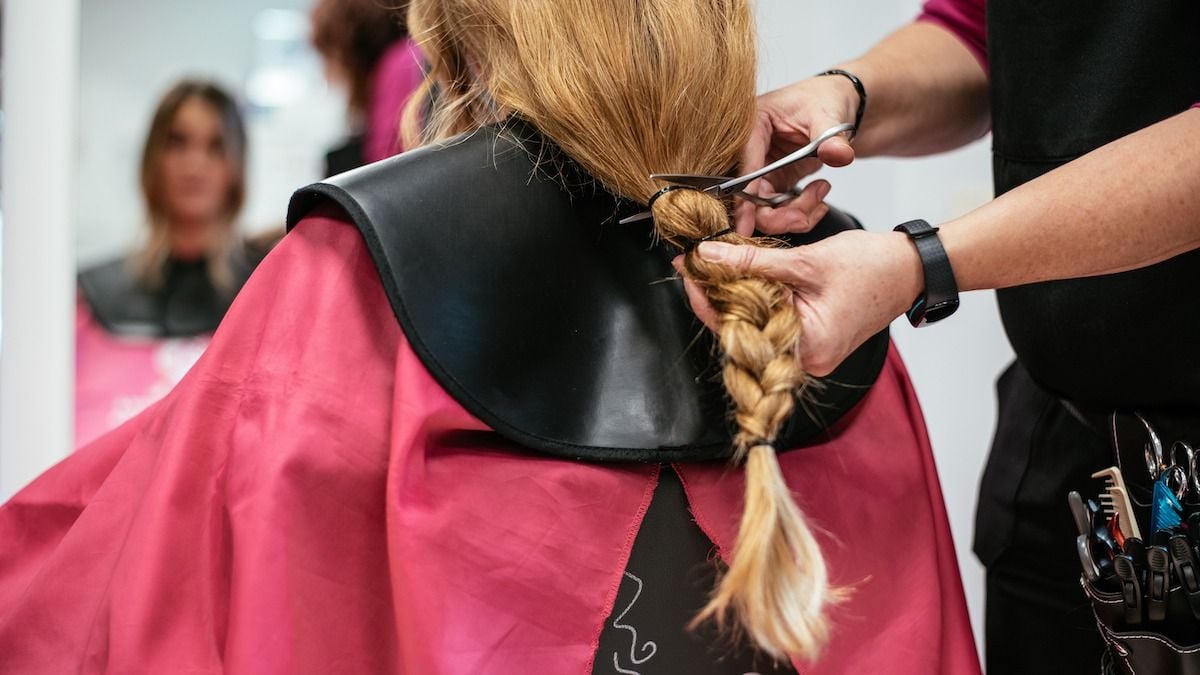 Woman donates hair to children's cancer instead of giving it to balding stepmom. AITA?