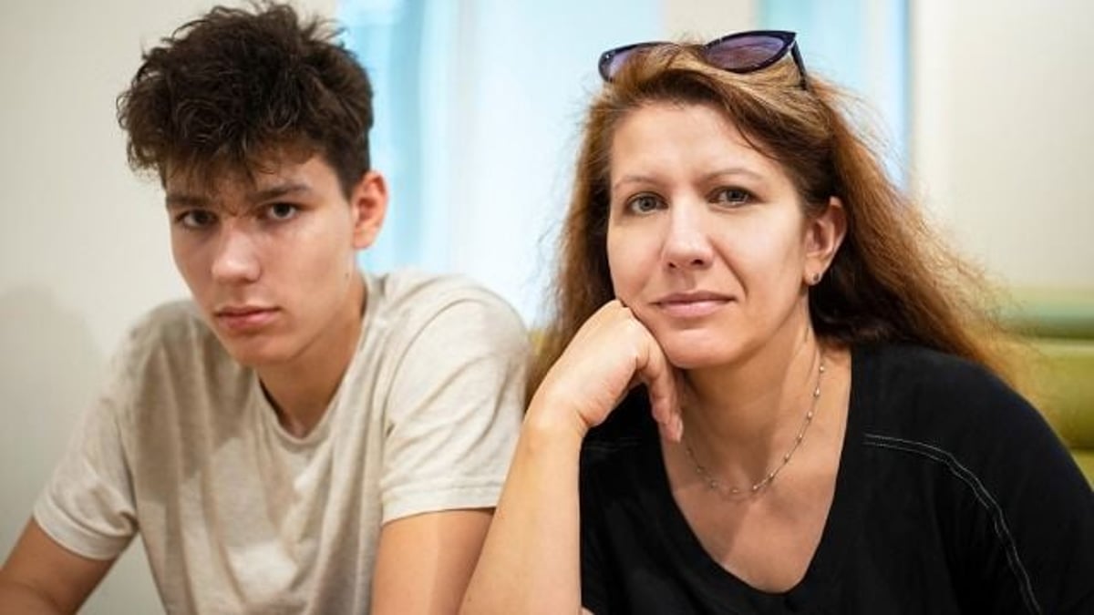 Mom tells son, 'I never wanted to have you'; wonders if she 'did something wrong.' Updated.