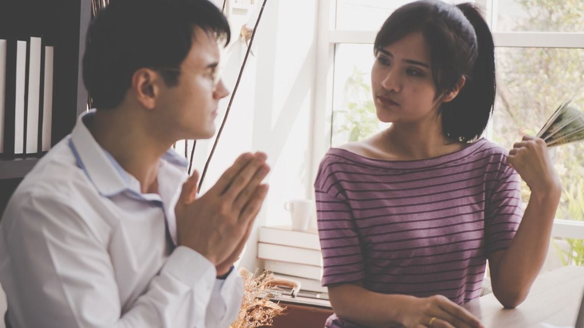 'WIBTA if I refused to give my fiancé money ever again?' Someecards