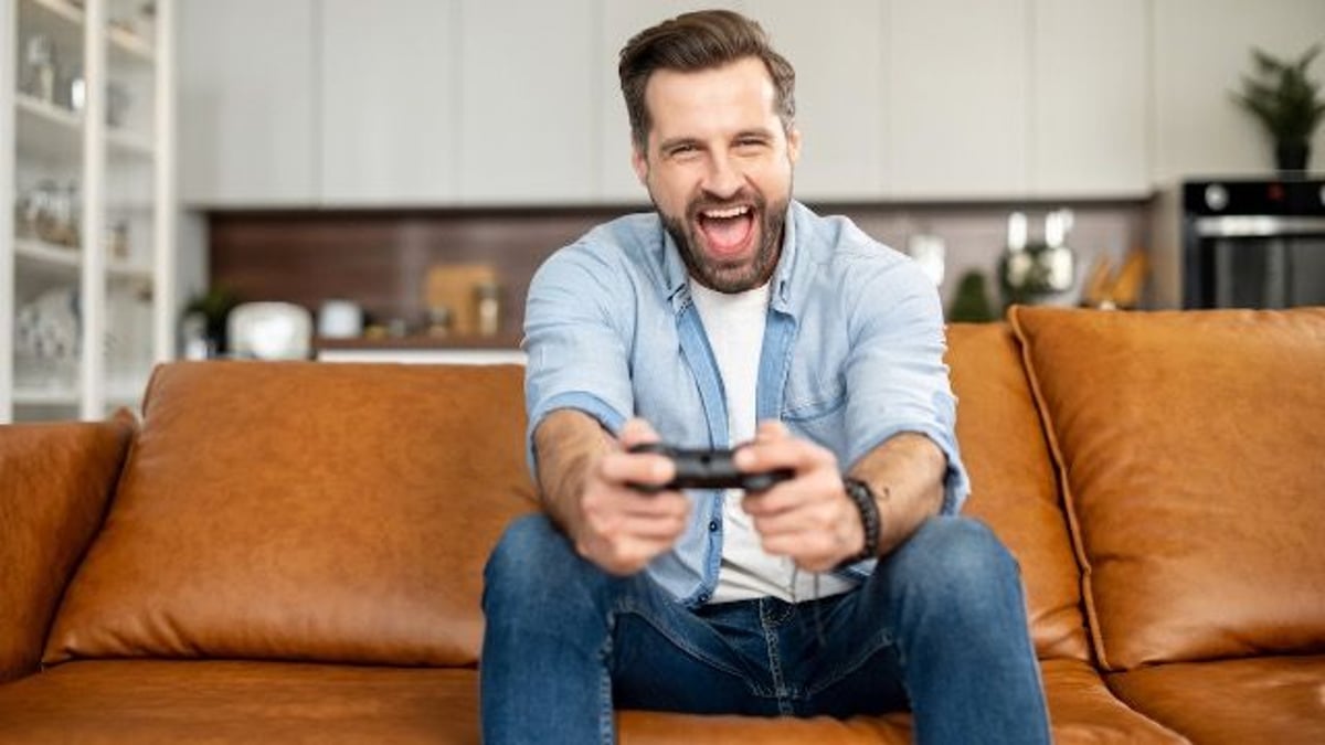 Woman asks if she's wrong to not let  BF play video games.