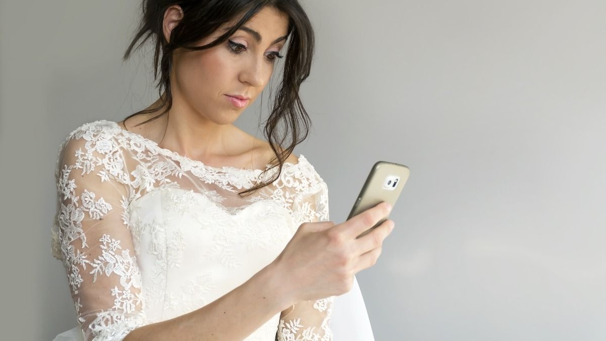 Woman plans to bring mom on vacation during destination wedding, gets