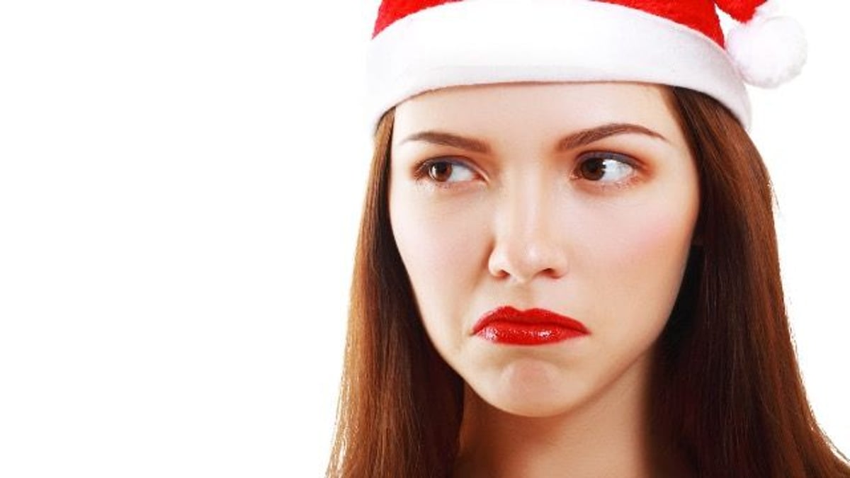 Woman wants to host 'shoes off' Christmas party; her sister calls her 'weird.' AITA?