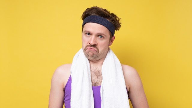 'Fit' bro tells twin 'stop being lazy if you want to have a better body like mine'.