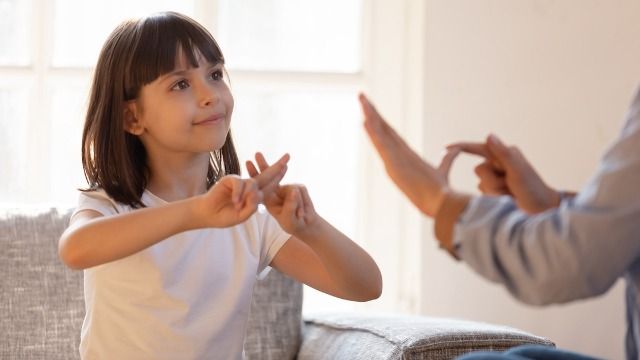 Man calls GF 'selfish' for refusing to learn sign language for his mute daughter.