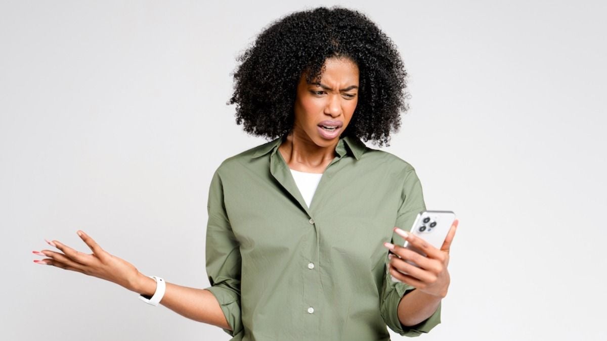 Woman gets engaged; gets immediately ghosted by her best friend. 'WTF did I do?!' AITA? MAJOR UPDATE