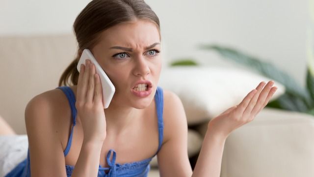 Babysitter tells parents they still have to pay her $480 for canceling. AITA?