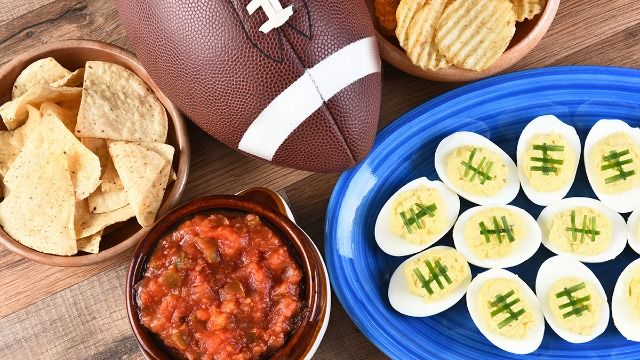 Guy promises to take nephew to Super Bowl party; wants to cancel for girl he just met.