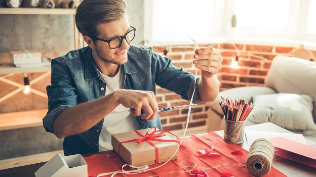 Man makes wife wrap her own Christmas presents; says, 'I hate wrapping up presents.'