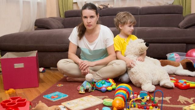 Man Tells Gfs Filthy Freeloading Sister And Bratty Son To Clean