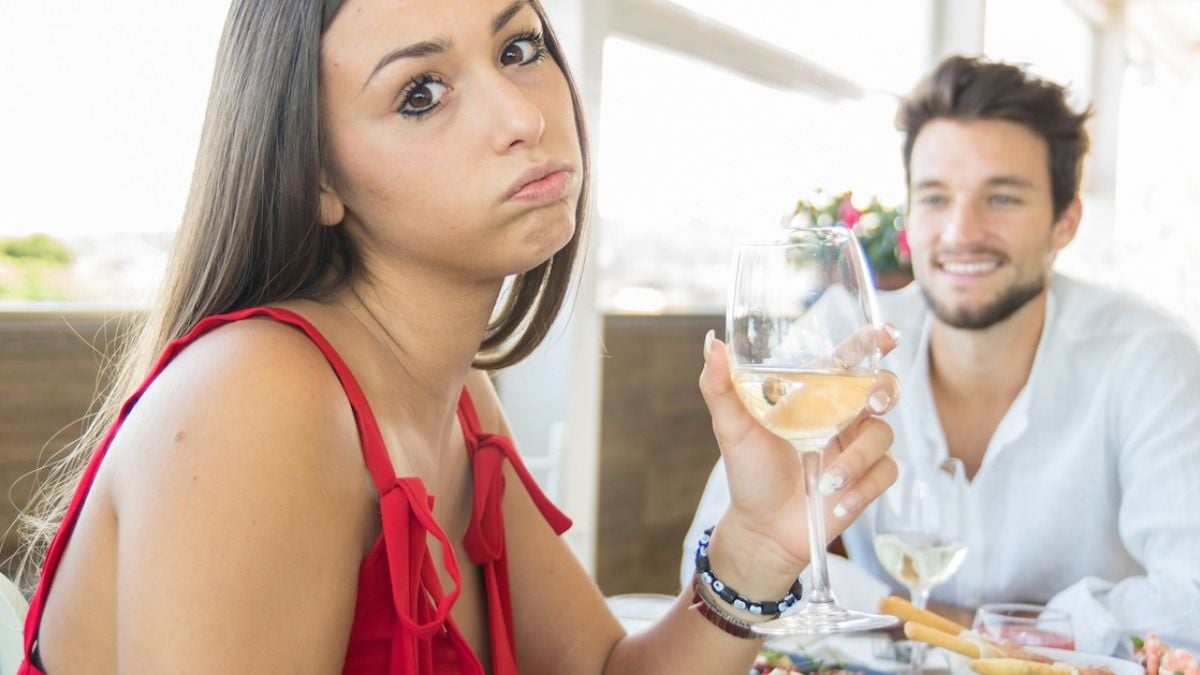 Man 'roasts' woman with social anxiety for bringing a friend to first date and expecting him to pay. AITA?