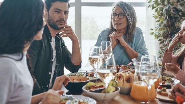 Mom 'publicly embarrasses' condescending vegan DIL at Thanksgiving; AITA? Updated.