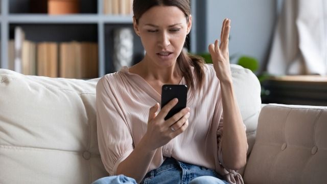 Mom asks if she's wrong throw kid's party the same day as step-sister's wedding.