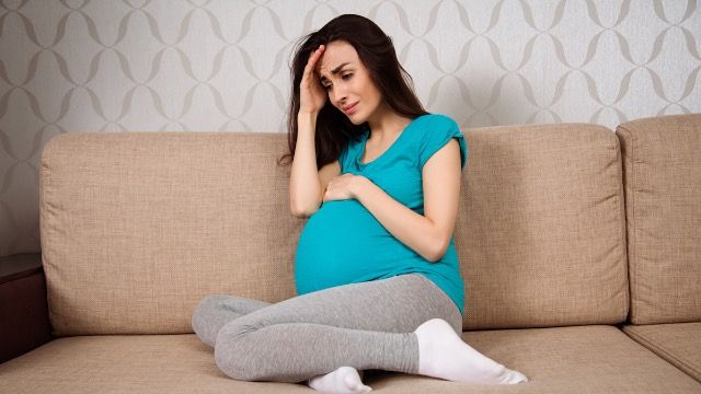 Pregnant woman punishes BF for not getting the burger she wanted.