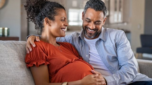 Pregnant woman tells fiance to skip niece's graduation hours away, 'I'll be 37 weeks.'