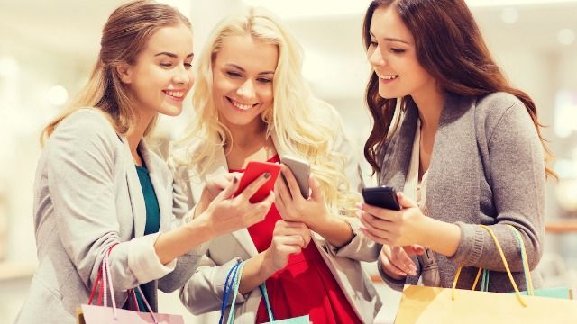 Teen asks friend to use mobility scooter at the mall, gets accused of fat-shaming.