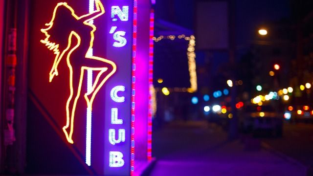 Woman doesn't 'appreciate' that her roommate told her BF she's a stripper; AITA?