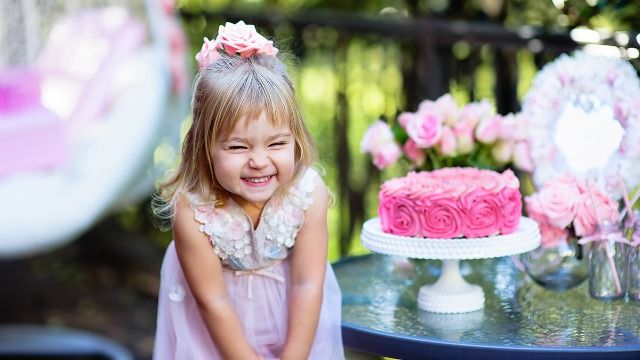Woman invites 7yo daughter's entire class to birthday party; excludes bully. Updated.