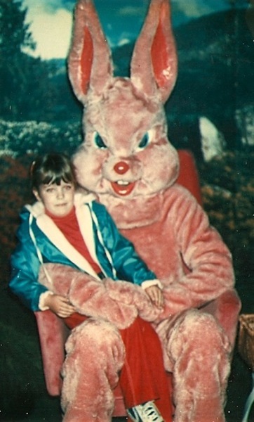Download The best pictures of creepy Easter Bunnies scaring the ...
